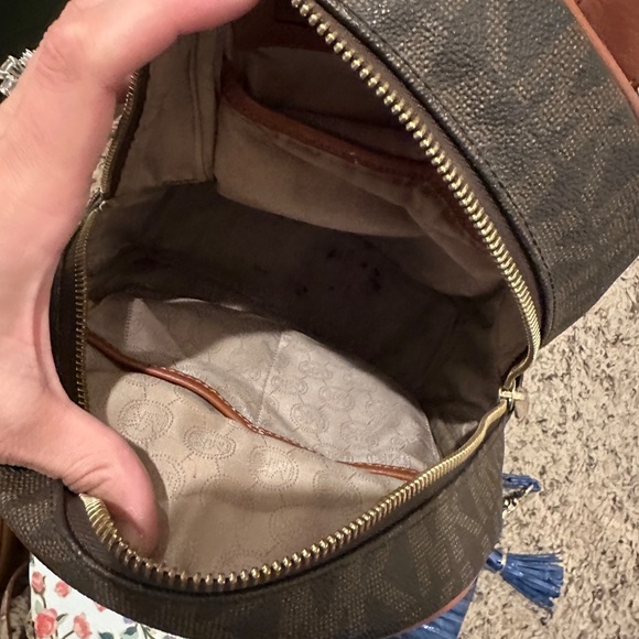 Michael kors backpack - Picture 2 of 2